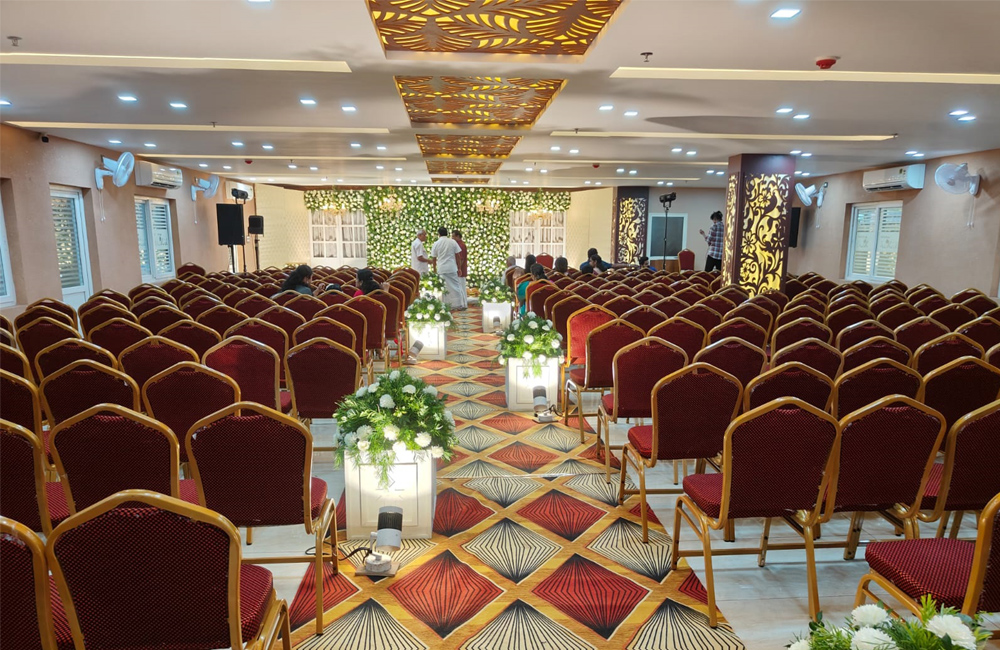 Auditorium Near Guruvayoor Temple - zxcz